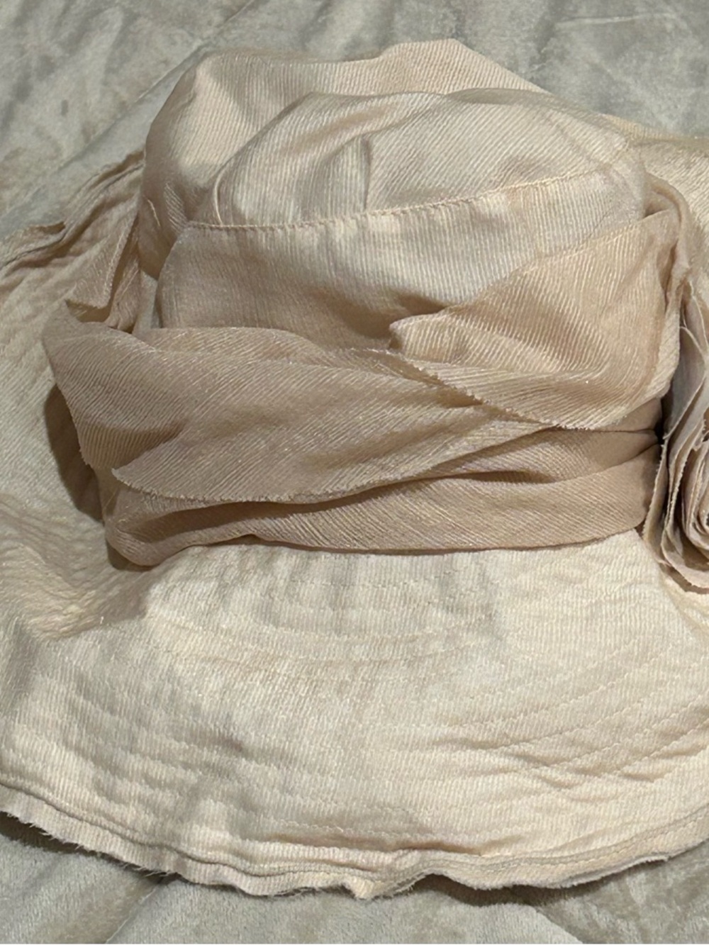 Elegant Women's Cream Wide-Brim Hat